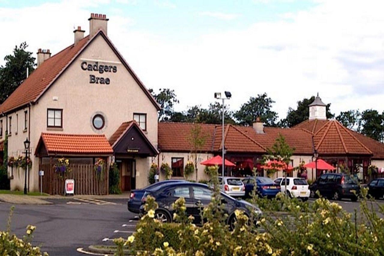 Premier Inn Falkirk East Exterior photo